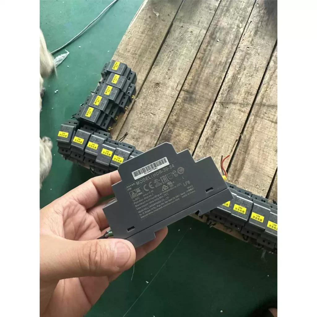 MEAN WELL HDR-30 DIN Rail Power Supply